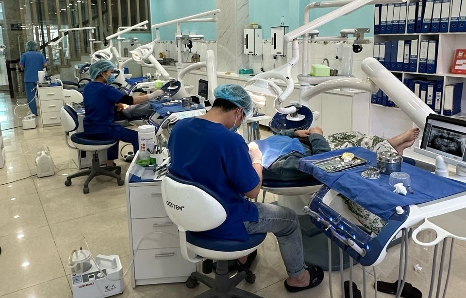 Phòng Khám Nha Khoa A&T chuyên niềng răng