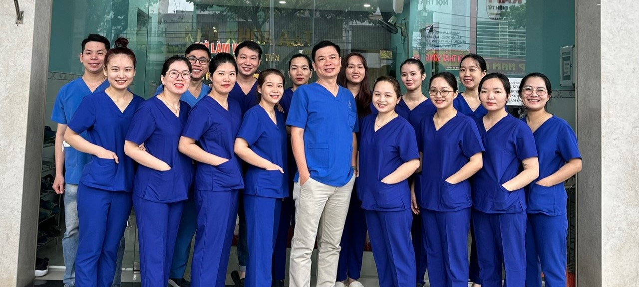 Đội ngũ bác sĩ giàu kinh nghiệm, trẻ trung, năng động và nhiệt tình